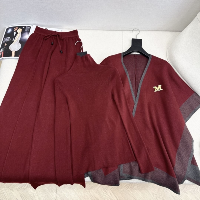 Ce1i*e suits